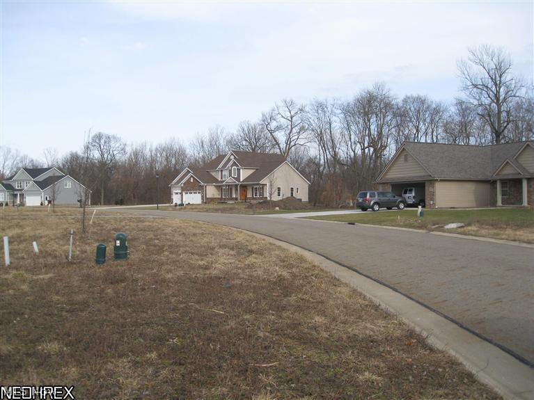 71 Huntcliffe Road Northeast Canton, OH 44721 - Photo 4 of 9