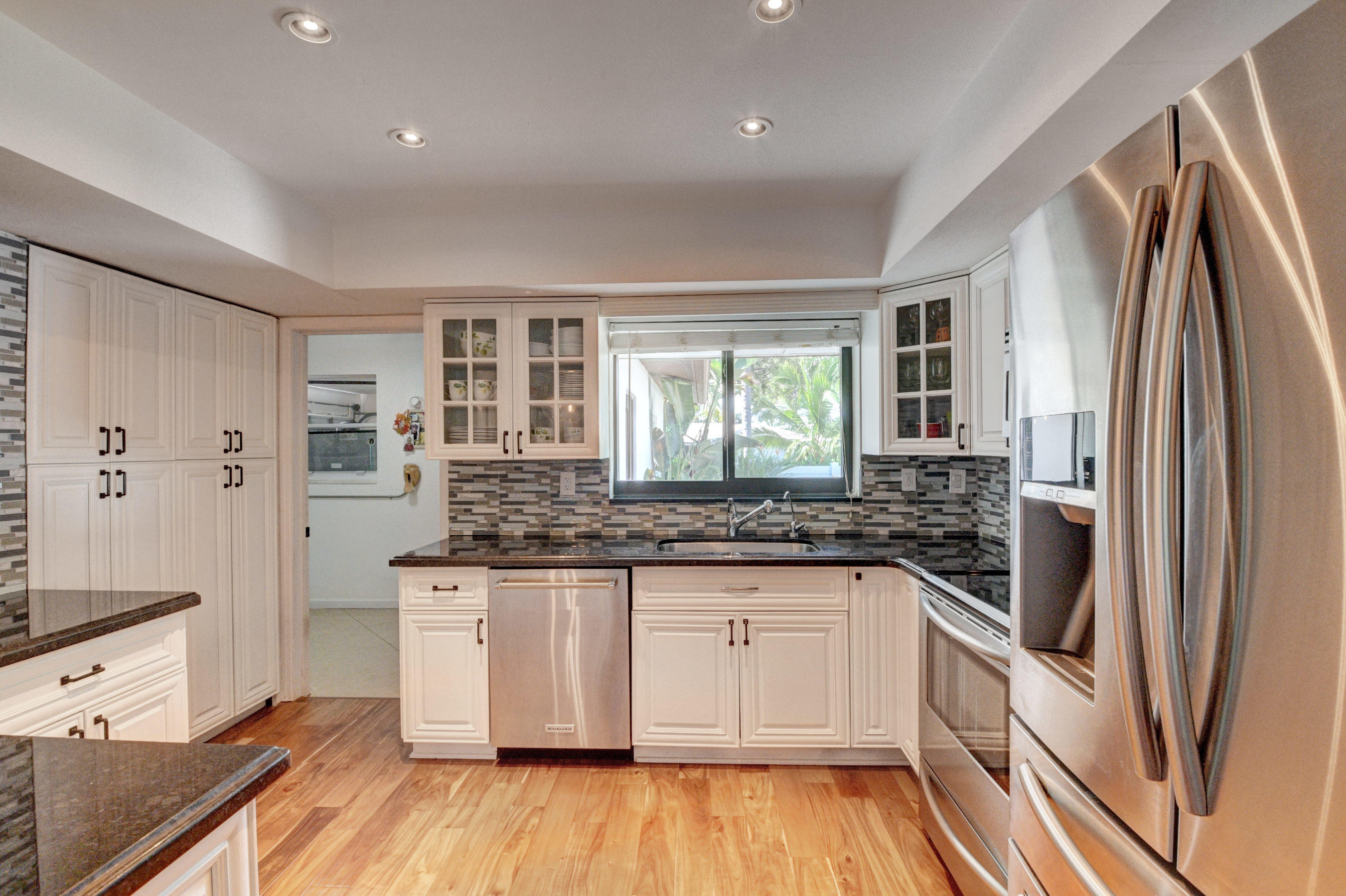 801 Southwest 1st Street Boca Raton, FL 33486 - Photo 12 of 43 KITCHEN