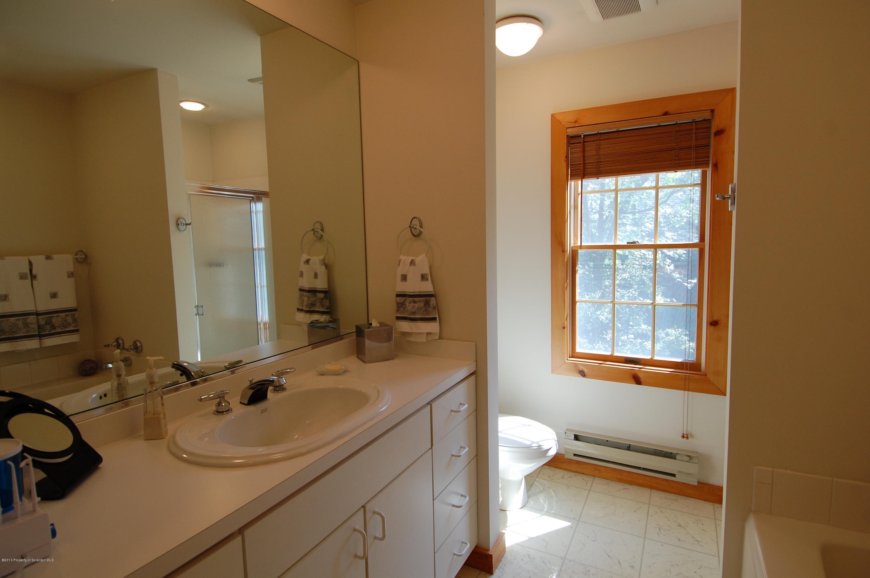 62 Ranch View Union Dale, PA 18470 - Photo 12 of 25 Gallery Image 12