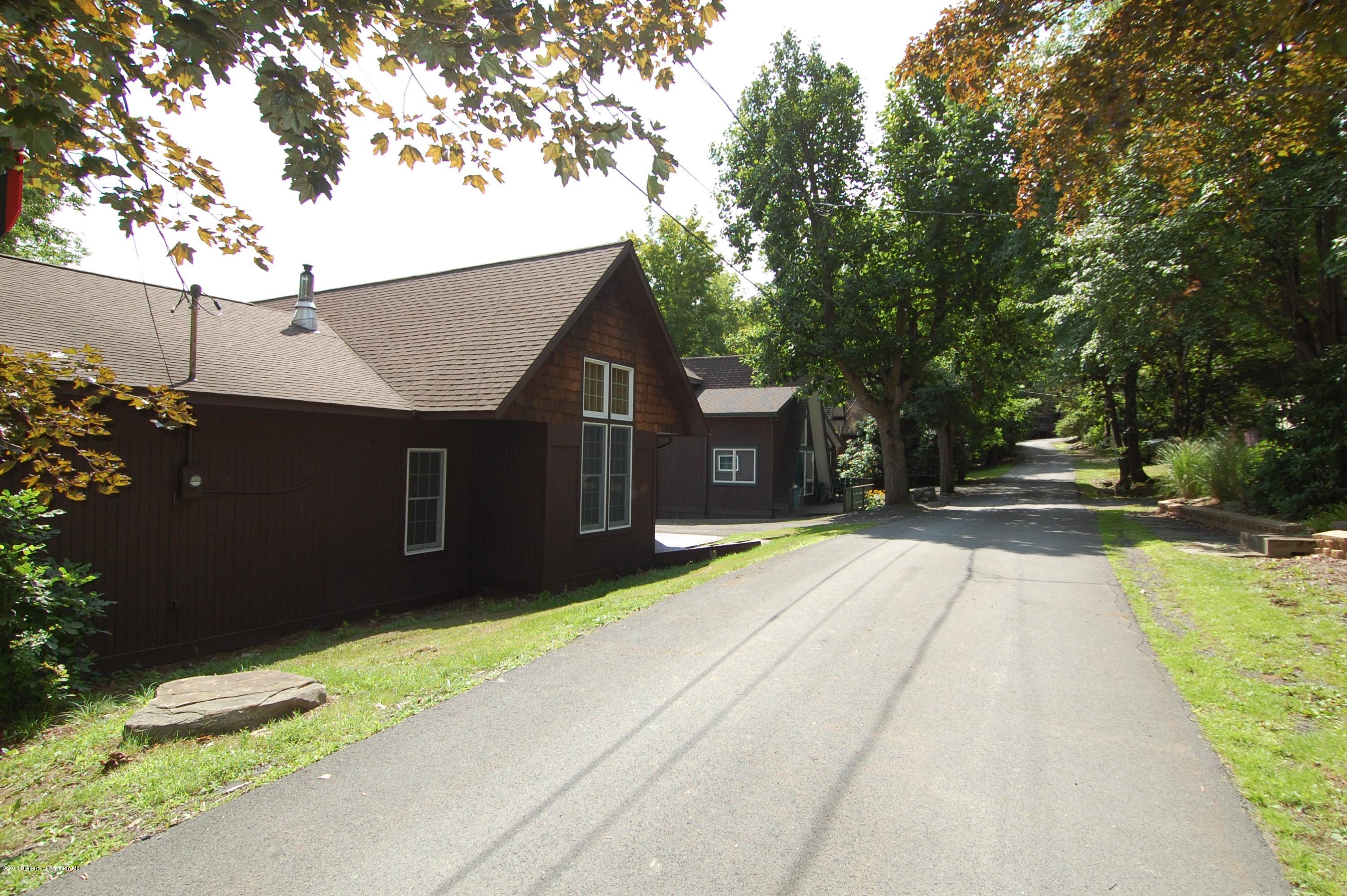 62 Ranch View Union Dale, PA 18470 - Photo 20 of 25 Gallery Image 20