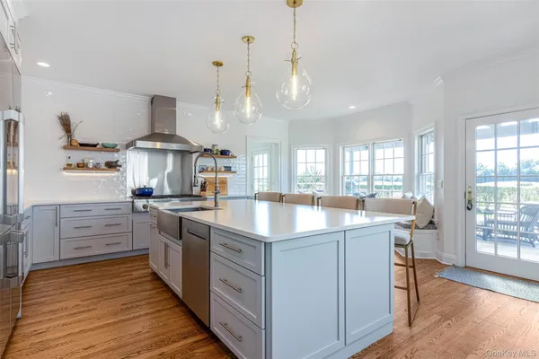 $2,595,000 | 350 Laurel Way, Laurel, NY 11948