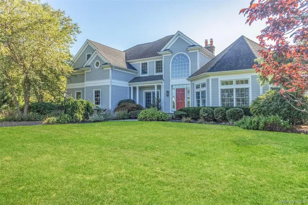 $2,595,000 | 350 Laurel Way, Laurel, NY 11948