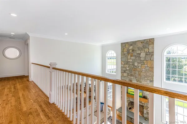 $2,595,000 | 350 Laurel Way, Laurel, NY 11948