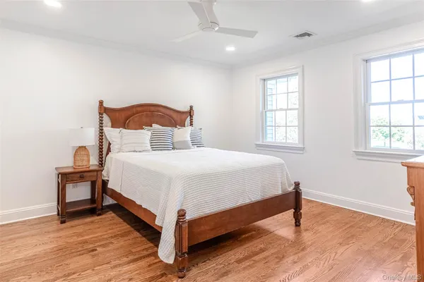 $2,595,000 | 350 Laurel Way, Laurel, NY 11948