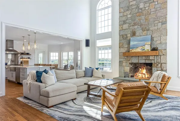 $2,595,000 | 350 Laurel Way, Laurel, NY 11948