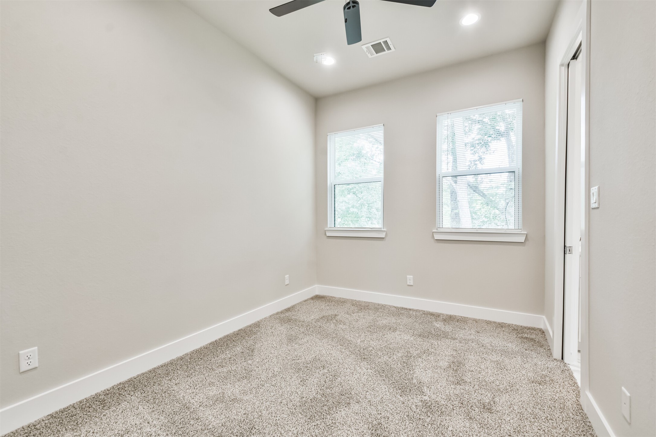 810 Mansfield Street Houston, TX 77091 - Photo 40 of 47
