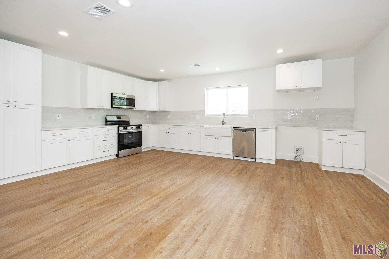 19700 John Stafford Road Walker, LA 70785 - Photo 11 of 37