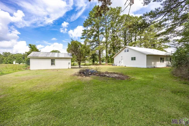 $320,000 | 19700 John Stafford Road, Walker, LA 70785