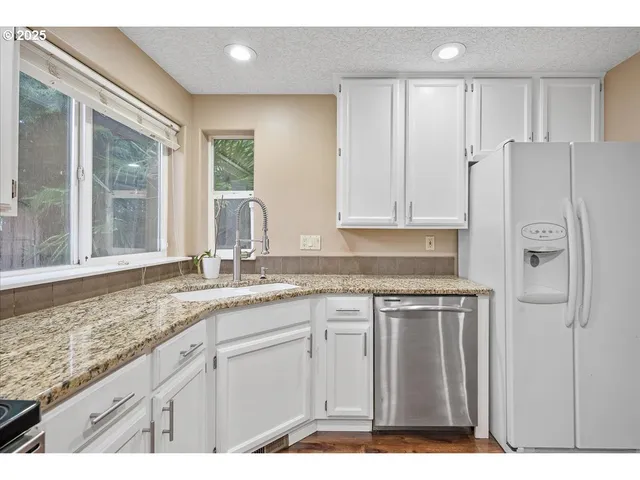 $489,900 | 1351 Northeast Greenway Drive, Gresham, OR 97030