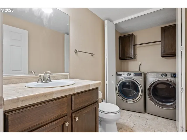 $489,900 | 1351 Northeast Greenway Drive, Gresham, OR 97030