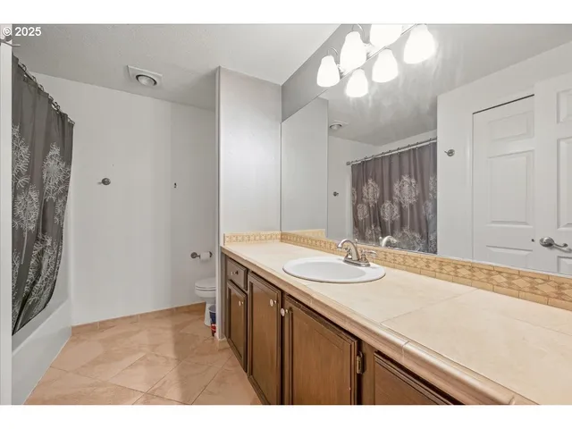 $489,900 | 1351 Northeast Greenway Drive, Gresham, OR 97030