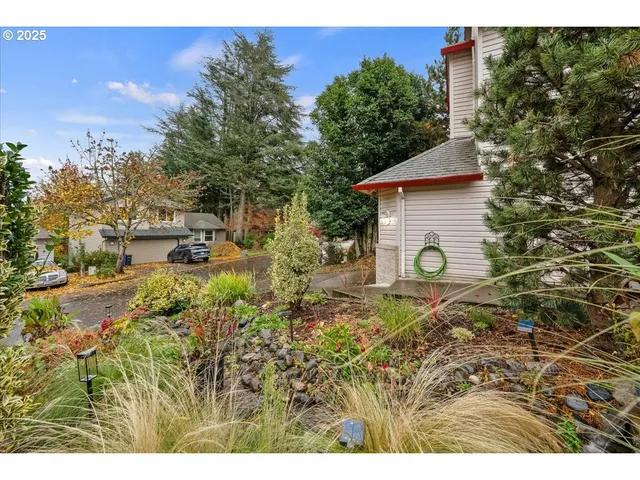 $489,900 | 1351 Northeast Greenway Drive, Gresham, OR 97030