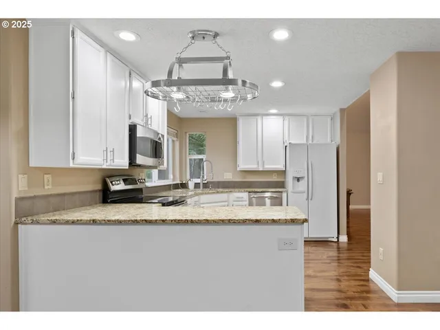 $489,900 | 1351 Northeast Greenway Drive, Gresham, OR 97030