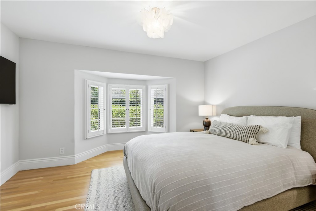 5460 Round Meadow Road Hidden Hills, CA 91302 - Photo 18 of 29 Gallery Image 18