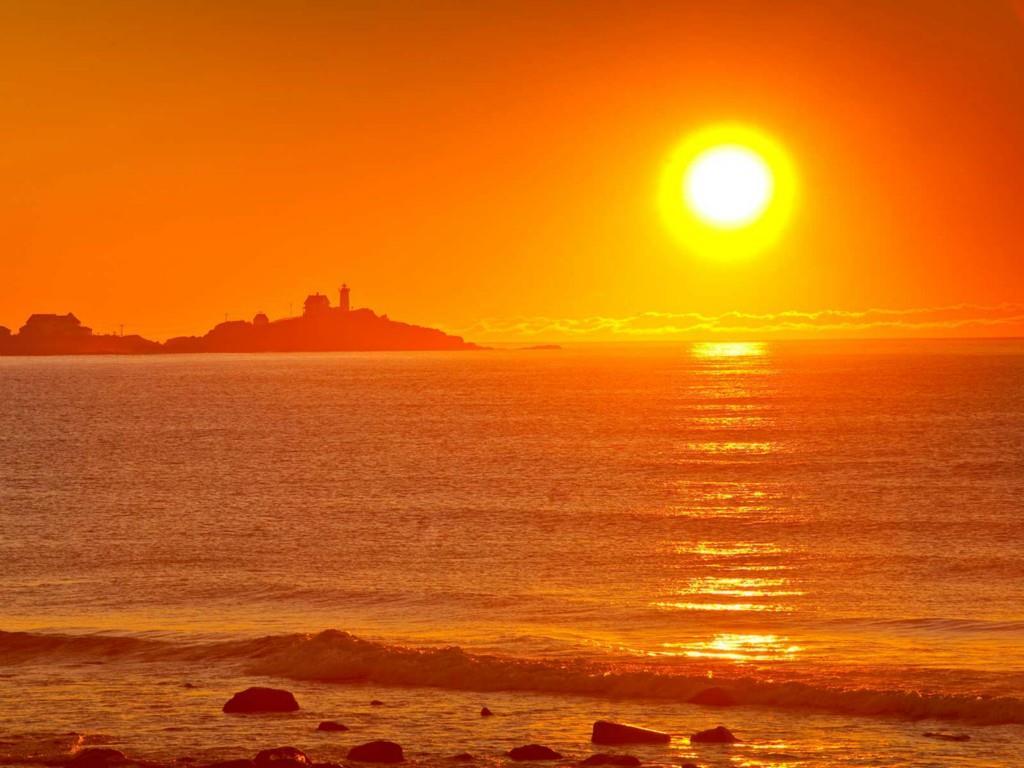 30 Horn Road York, ME 03909 - Photo 4 of 4 Nearby Nubble Lighthouse