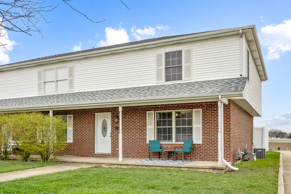 $234,900 | 1142 Beauchamp Avenue, Manteno, IL 60950