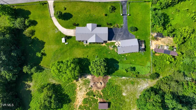 $500,000 | 1495 Fishpond Road, Chuckey, TN 37641