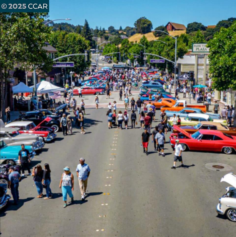 2186 San Pablo Avenue Pinole, CA 94564 - Photo 6 of 9 a view of parking