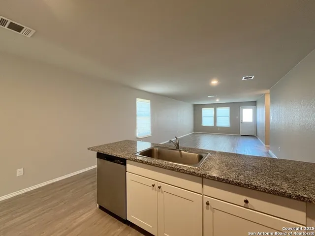 $1,450 | 754 Ambush Ridge, San Antonio, TX 78220