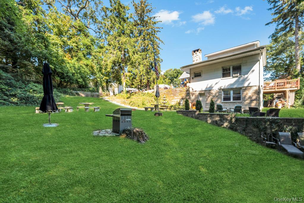 122 Dawn Road Rocky Point, NY 11778 - Photo 10 of 30