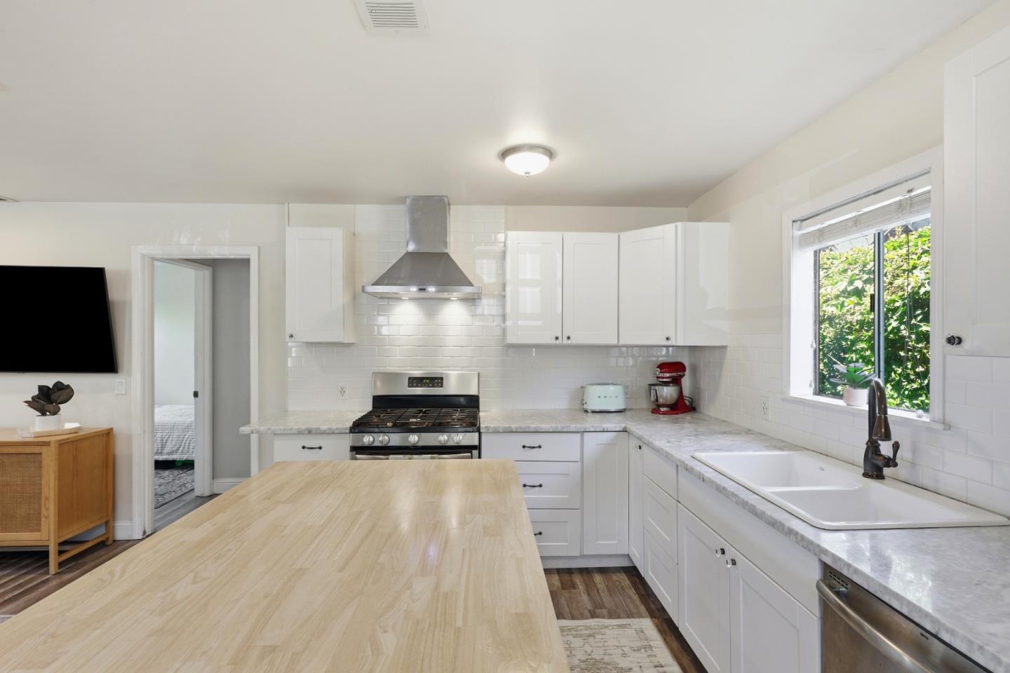 501 Brighton Road Pacifica, CA 94044 - Photo 11 of 21
