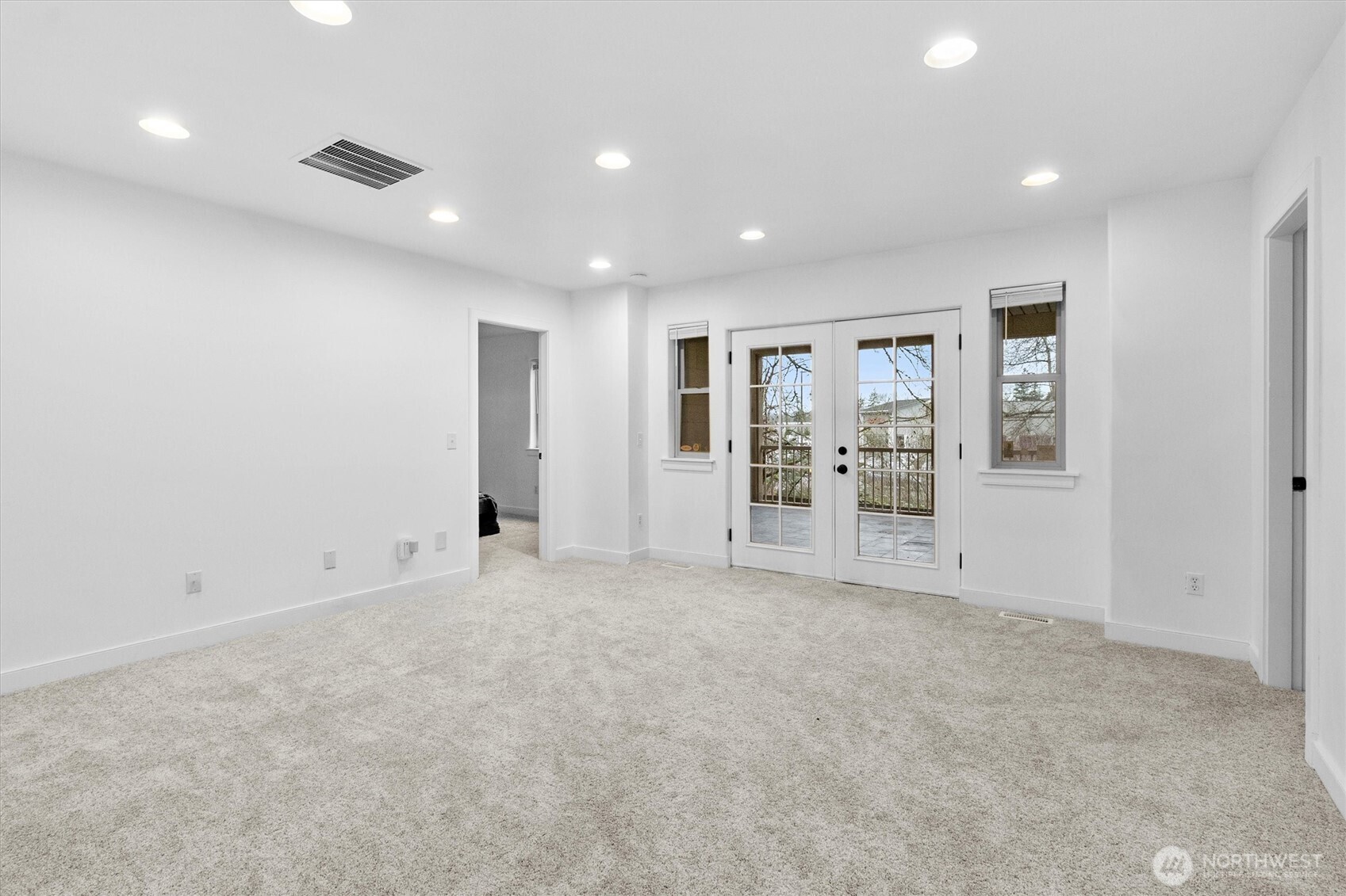 4169 Dover Street Bellingham, WA 98226 - Photo 22 of 31 an empty room with entrance and door