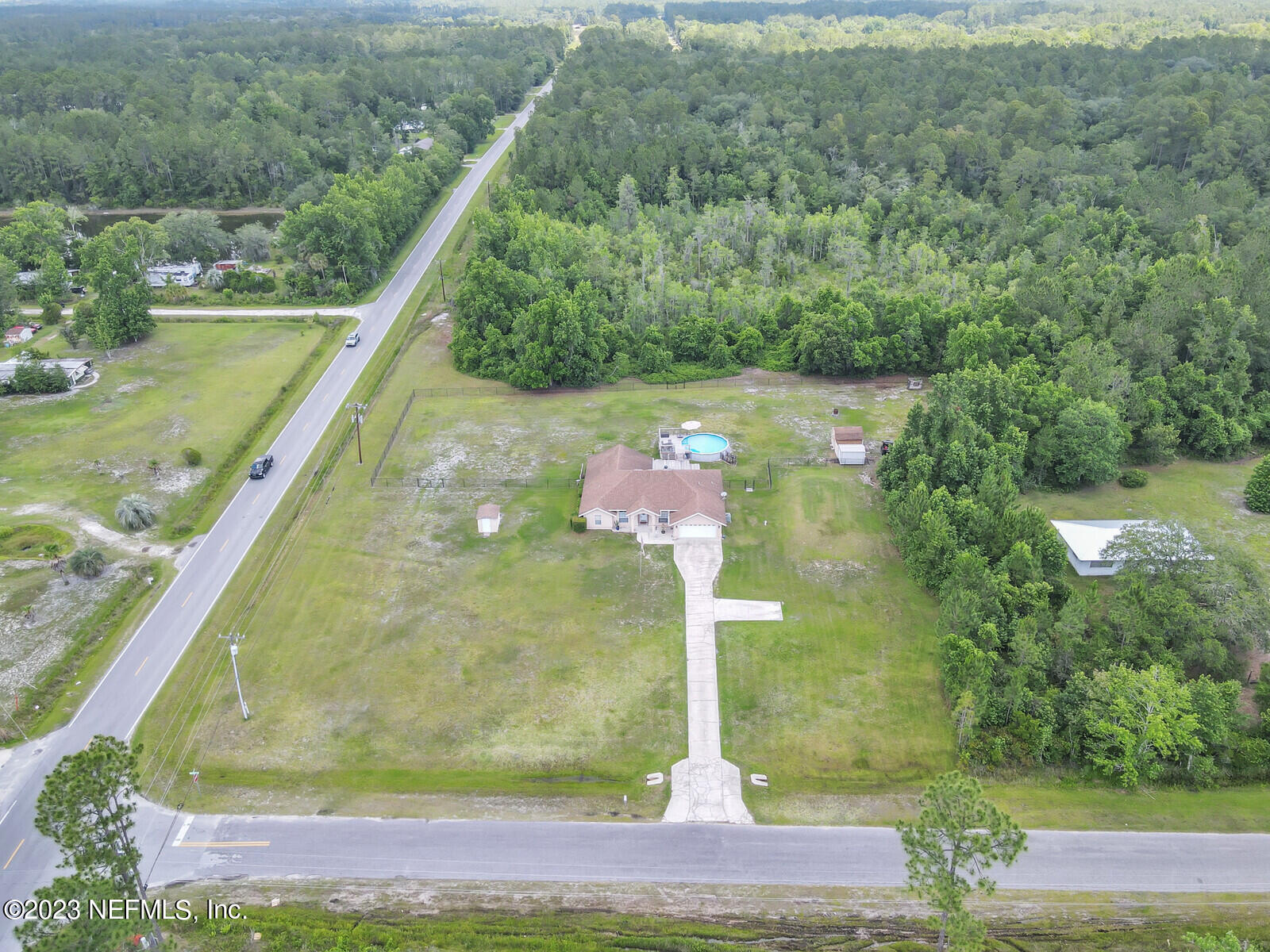 102 Bridgeport Road Palatka, FL 32177 - Photo 45 of 56 08_dji_fly_20230513_121408_209_168399483