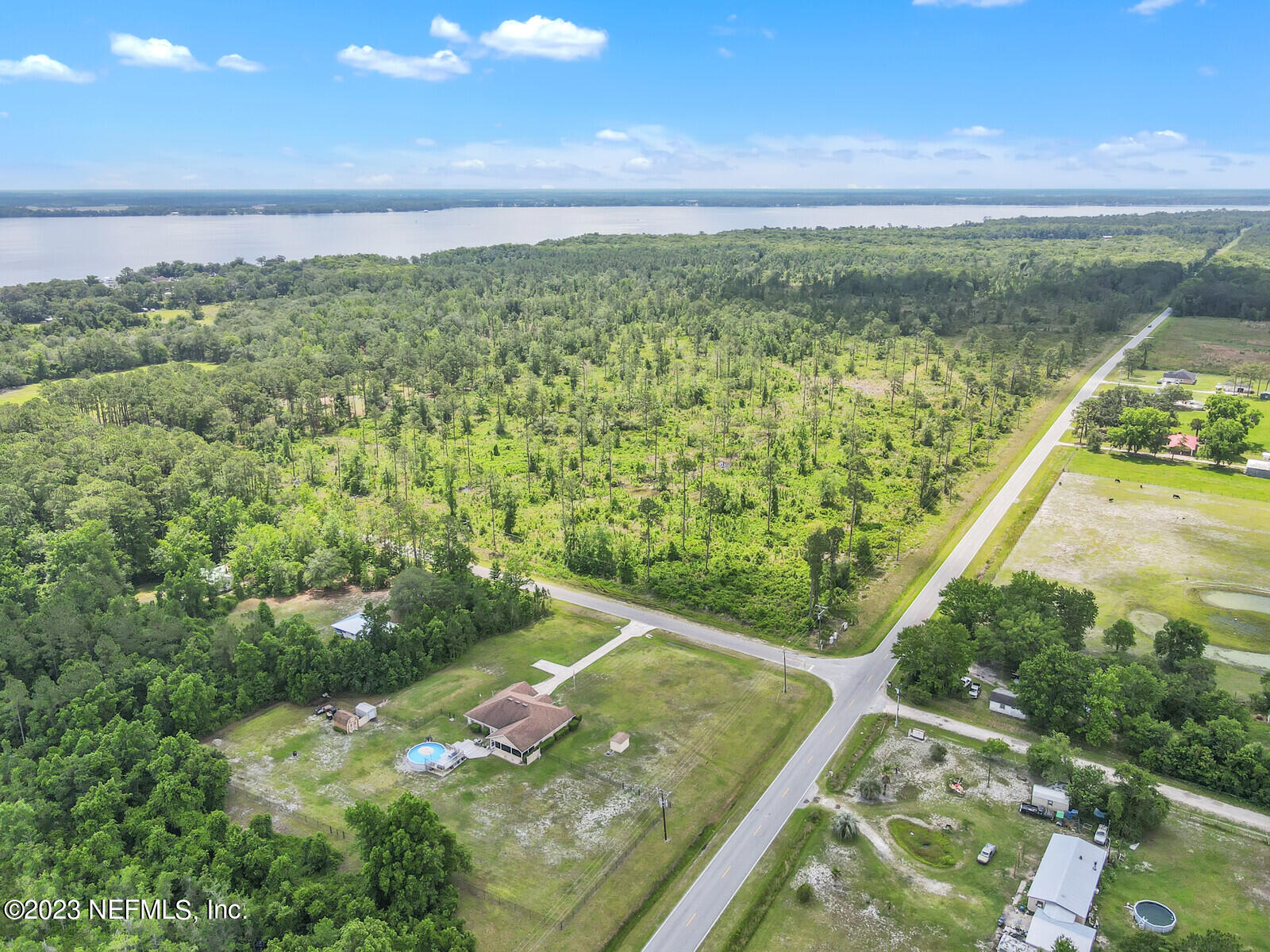 102 Bridgeport Road Palatka, FL 32177 - Photo 51 of 56 02_dji_fly_20230513_121032_178_168399491