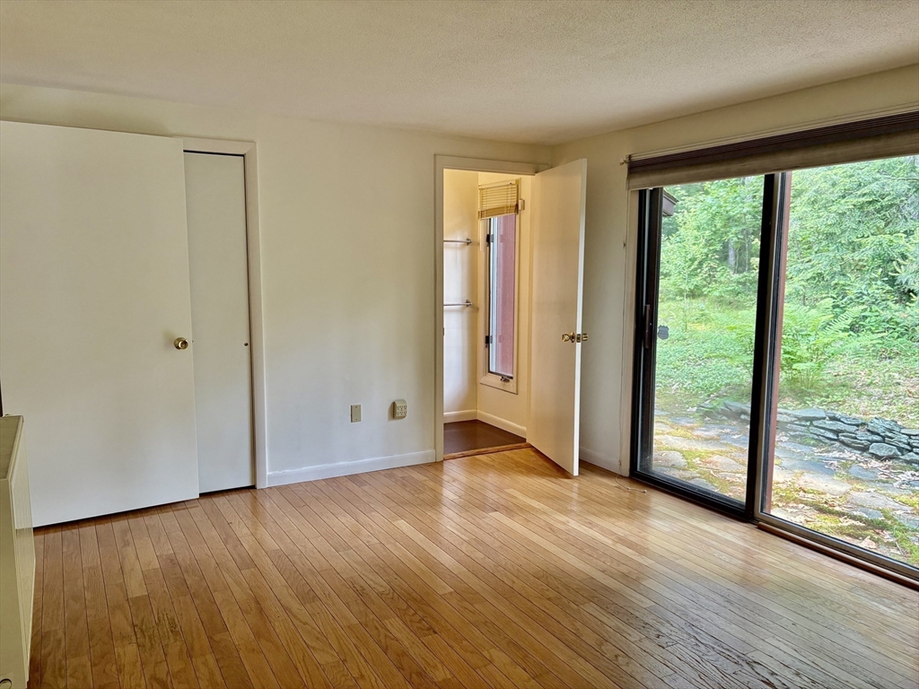 66 Stony Hill Road Amherst, MA 01002 - Photo 12 of 33 Gallery Image 12