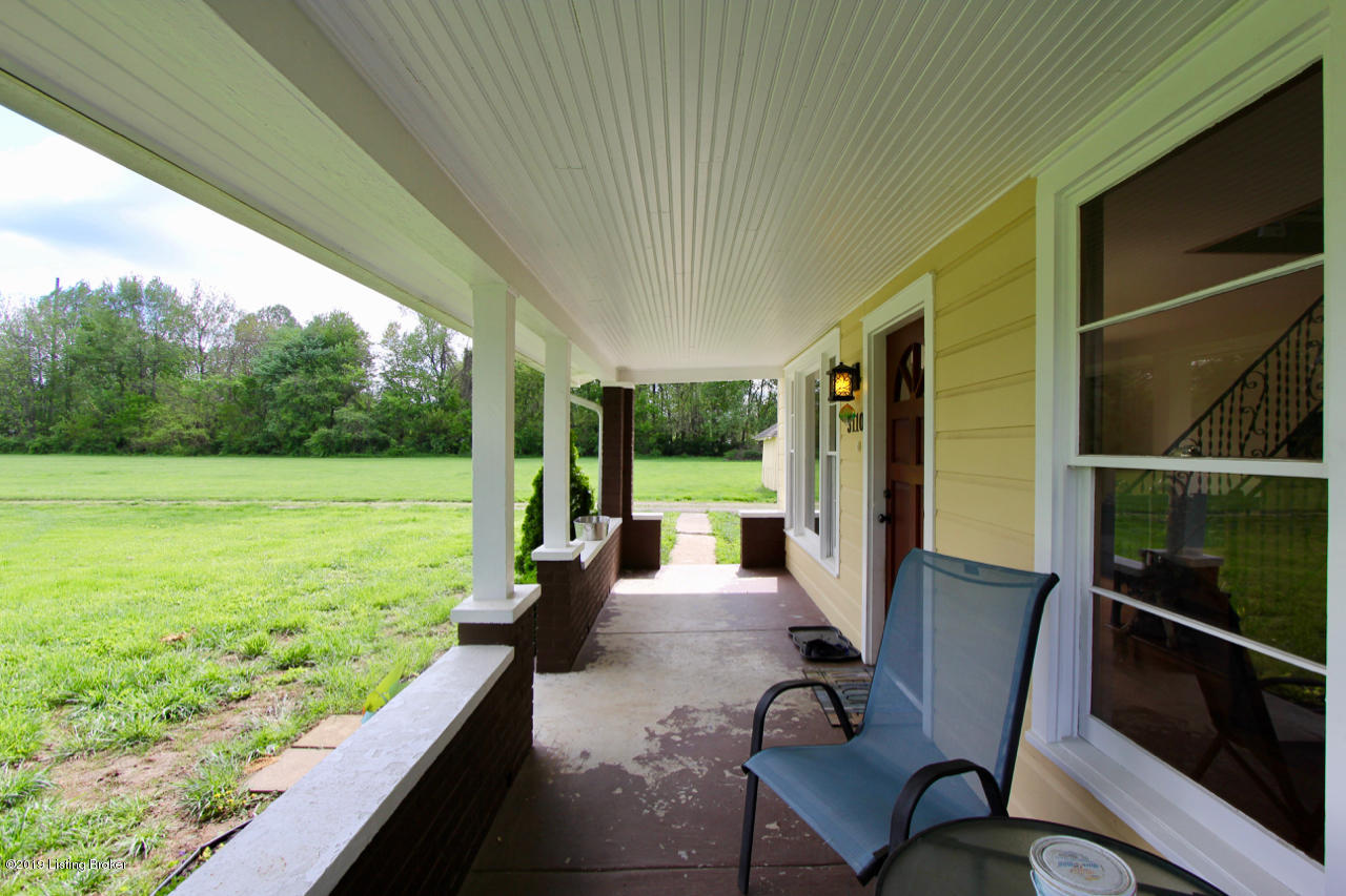 5110 Kendall Road Louisville, KY 40272 - Photo 7 of 45 IMG_9867