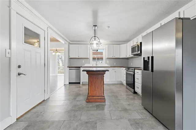 $220,000 | 208 East Stone Avenue, Leeton, MO 64761