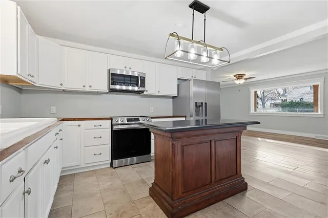 $220,000 | 208 East Stone Avenue, Leeton, MO 64761