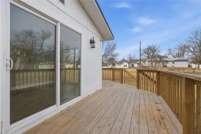 $220,000 | 208 East Stone Avenue, Leeton, MO 64761