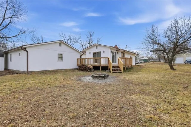 $220,000 | 208 East Stone Avenue, Leeton, MO 64761