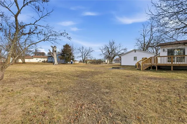 $220,000 | 208 East Stone Avenue, Leeton, MO 64761