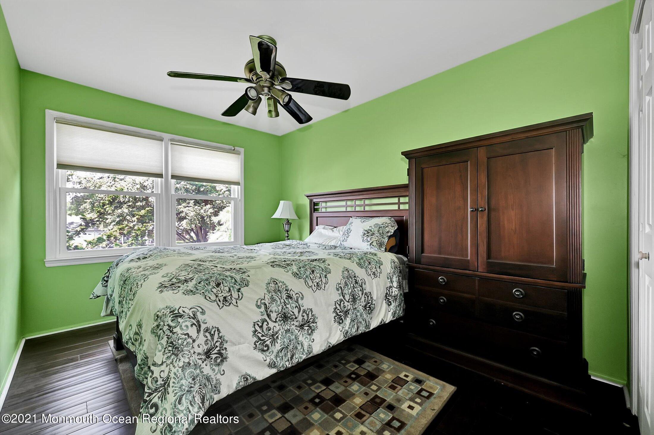 19 Regal Road Manalapan, NJ 07726 - Photo 23 of 33 3rd Bedroom
