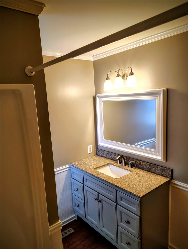 1809 Busby Road Anderson, SC 29626 - Photo 10 of 43 This bathroom features a contemporary vanity with a spacious counter, ideal for daily routines.