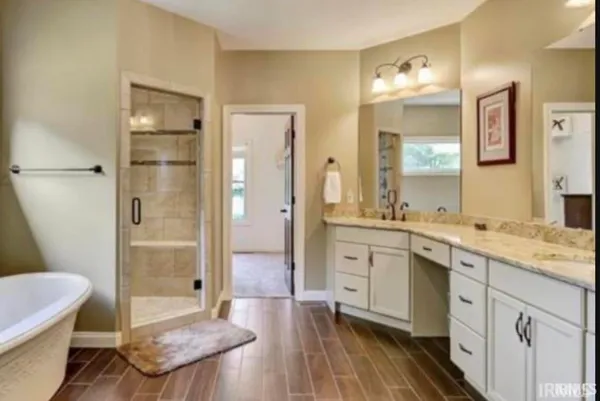 $1,250,000 | 21562 Golden Maple Court, South Bend, IN 46628