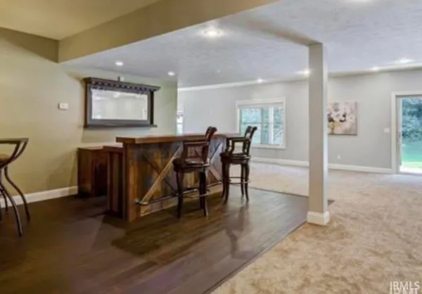 $1,250,000 | 21562 Golden Maple Court, South Bend, IN 46628