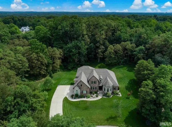 $1,250,000 | 21562 Golden Maple Court, South Bend, IN 46628