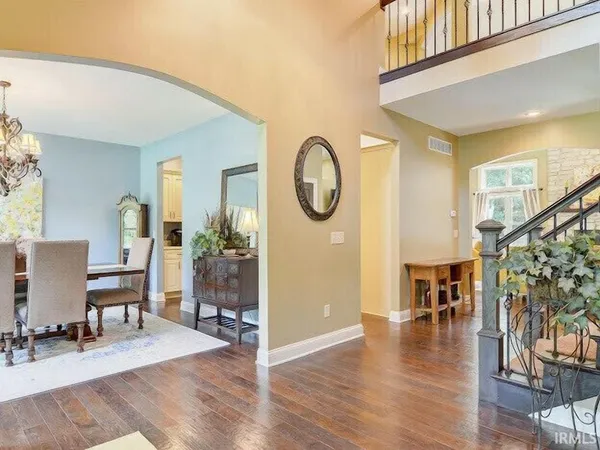 $1,250,000 | 21562 Golden Maple Court, South Bend, IN 46628