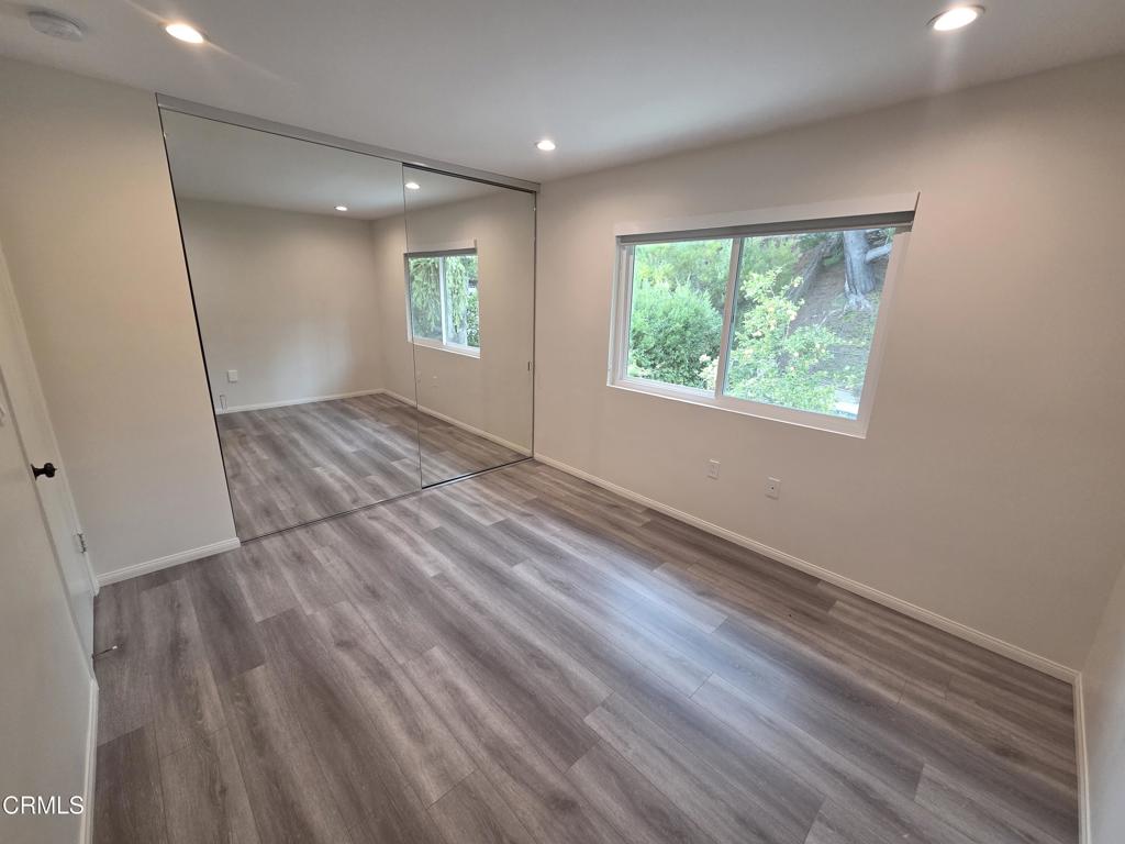 2915 Hopeton Road La Crescenta, CA 91214 - Photo 17 of 28 17 bed