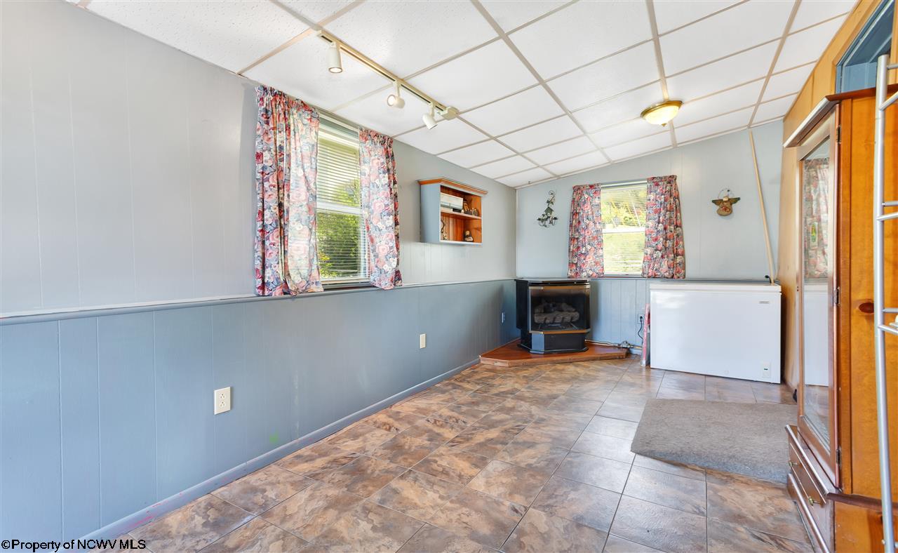 72 Beulah Road Morgantown, WV 26508 - Photo 4 of 16 Gallery Image 4