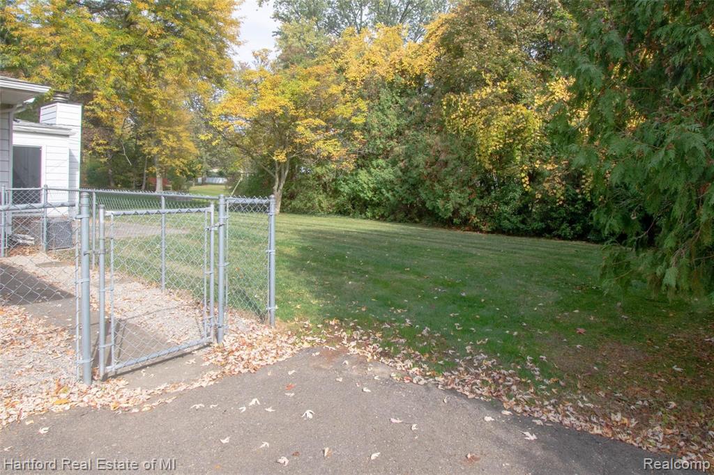 28220 Peppermill Road Farmington, MI 48331 - Photo 20 of 20