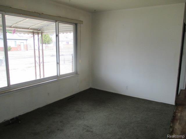6148 Penwood Road Mount Morris, MI 48458 - Photo 4 of 21 IMG_0124.jpg