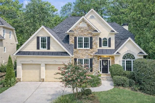 $525,000 | 994 Fairview Club Circle, Dacula, GA 30019