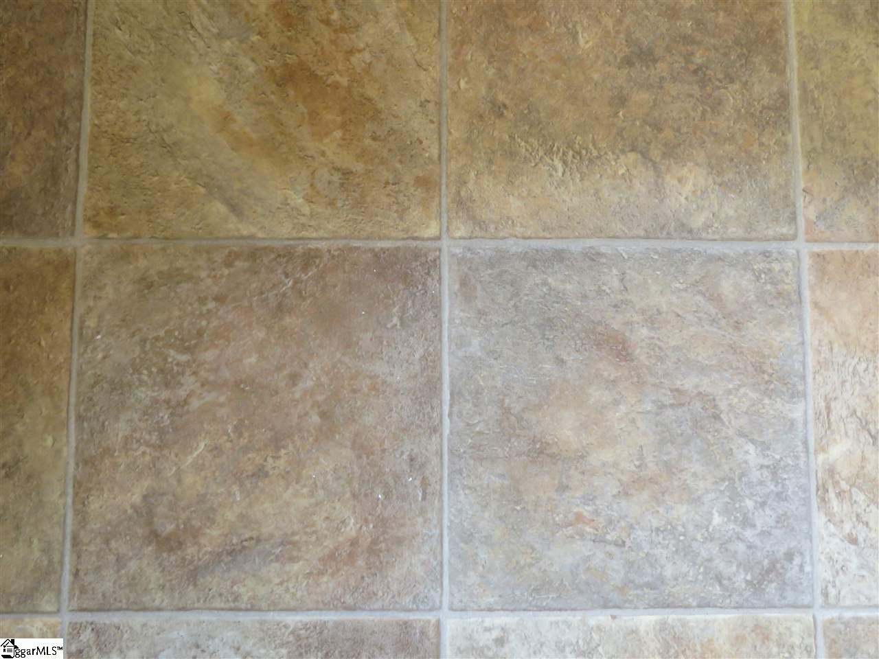 708 Chartwell Drive Greer, SC 29650 - Photo 19 of 33 Gallery Image 19