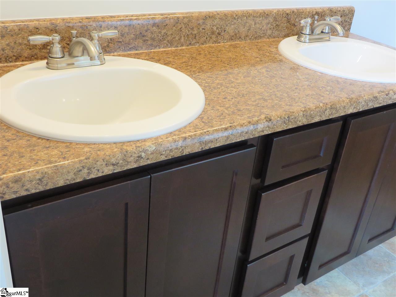 708 Chartwell Drive Greer, SC 29650 - Photo 21 of 33 Gallery Image 21