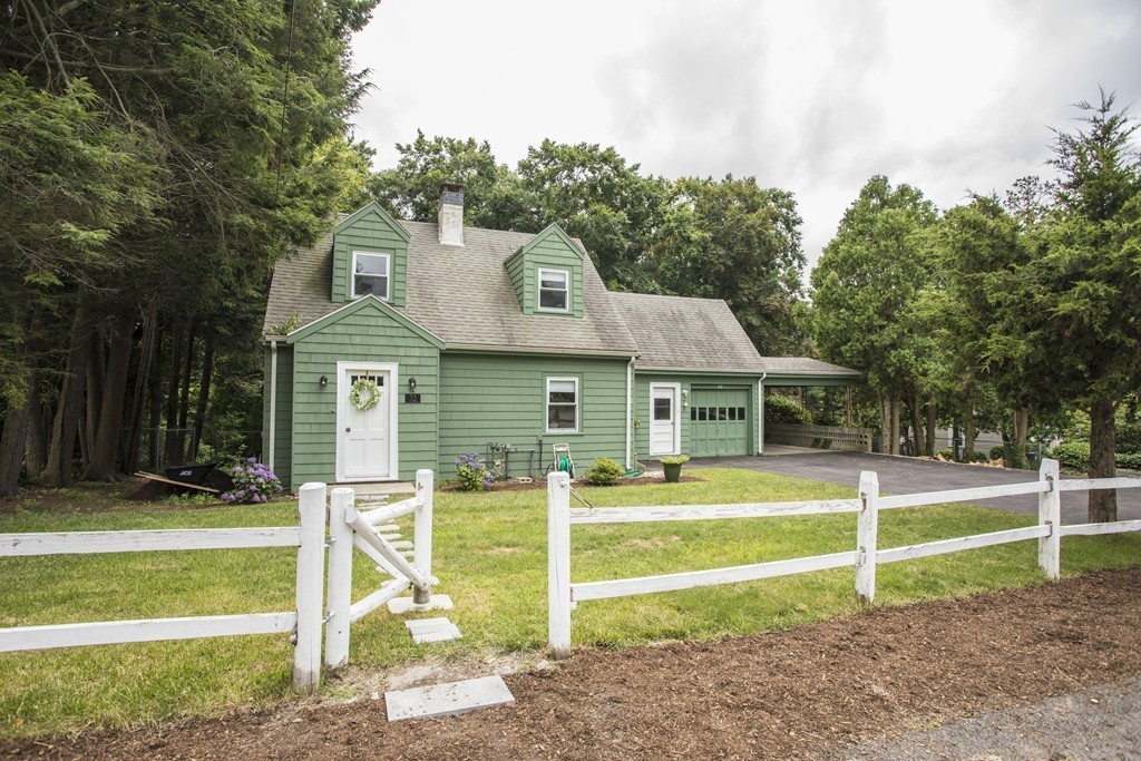 32 Sutcliffe Avenue Canton, MA 02021 - Photo 1 of 30