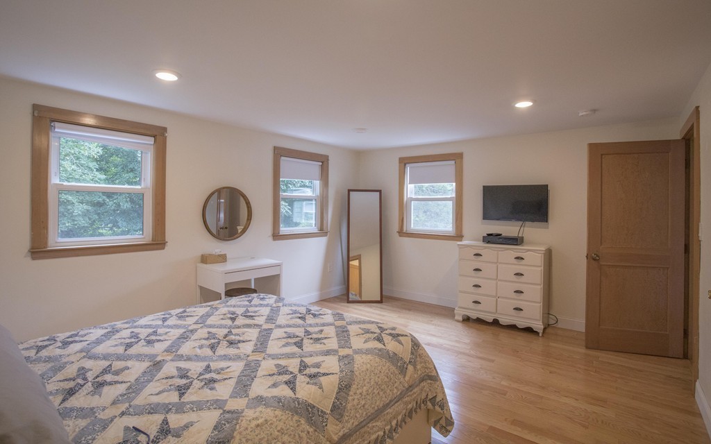 32 Sutcliffe Avenue Canton, MA 02021 - Photo 17 of 30